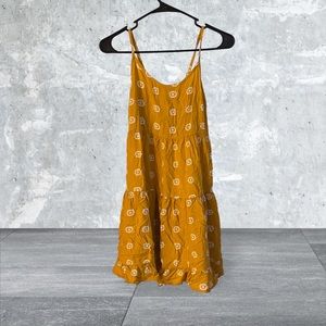 Mossimo flowered dress gold size S